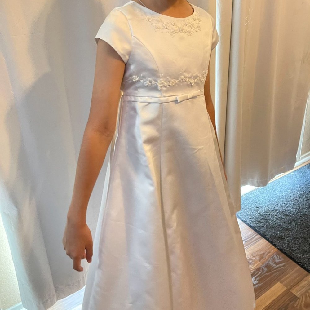 First Communion Dress - Picture 3 of 12